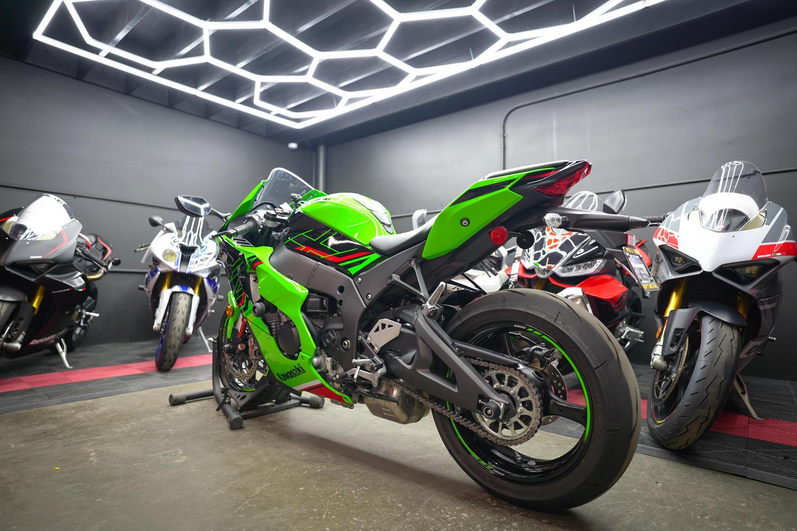 Used 2024 Kawasaki Ninja ZX-10R ABS KRT Edition For Sale ($18,499) | Maali  Motorsports Stock #011719